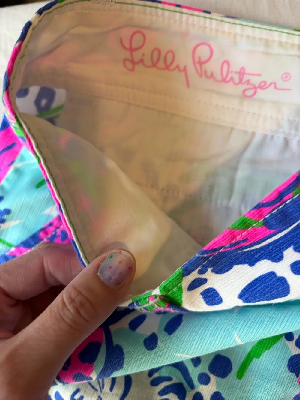 Lilly Pulitzer In The Garden Callahan shorts women’s size‎ 4 vibrant 5” inseam
